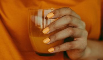 The Frugal Fashionista’s Guide to Nail Care: 5 Budget-Friendly Manicure Hacks